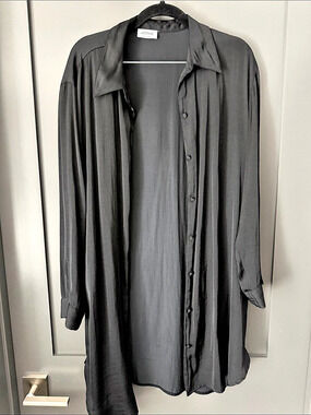 Josie Natori Button Down Shirt Polyester Black Size Medium Like New